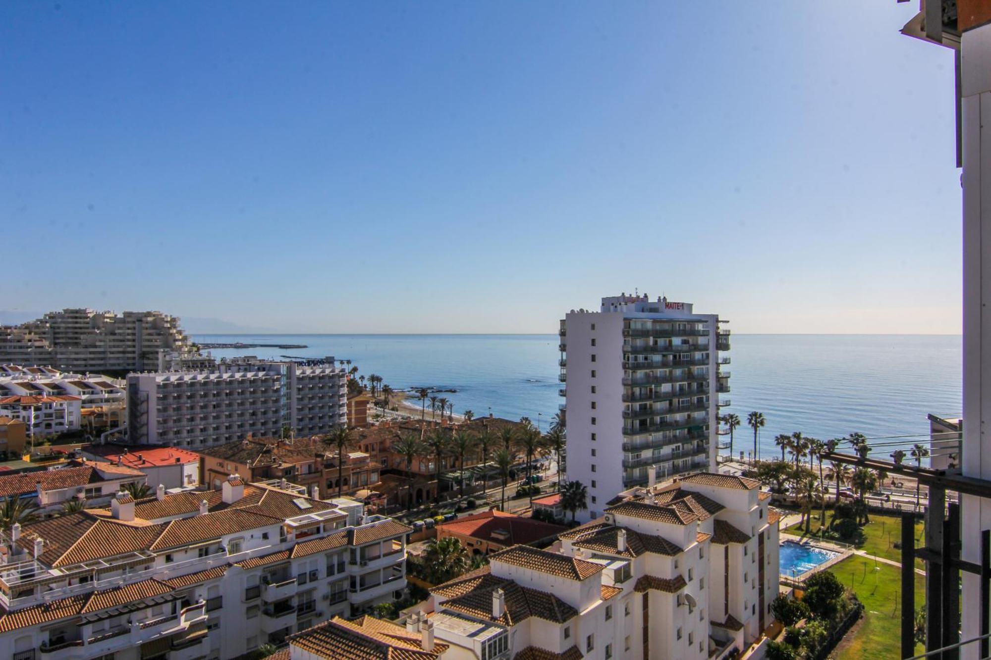 Estudio Recien Reformado En Primera Linea De Playa Leilighet Benalmádena Eksteriør bilde